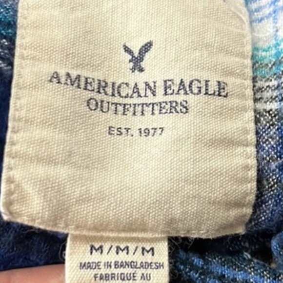 American Eagle Outfitters Blue Plaid Long Sleeve Button Down Flannel Shirt MED - Picture 8 of 10